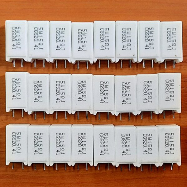 Set 24 rezistențe 5W, 15 Ohm