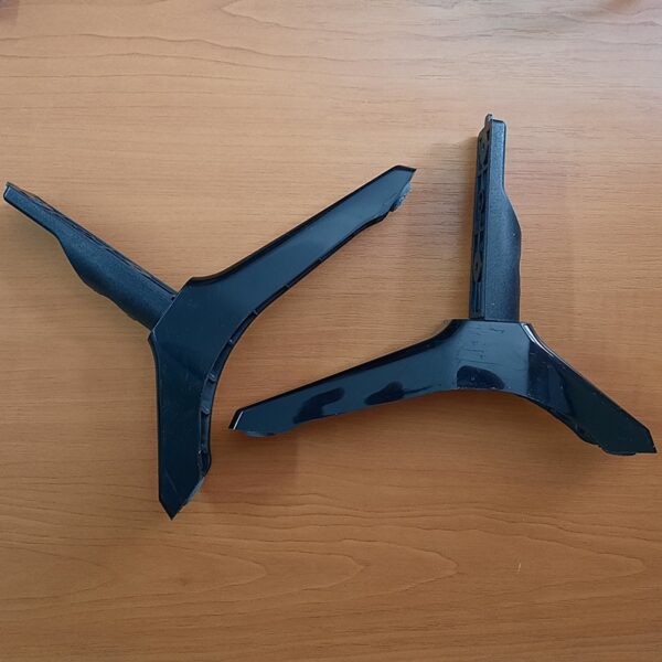 Set standuri pentru tv AKAI LT-3227AD