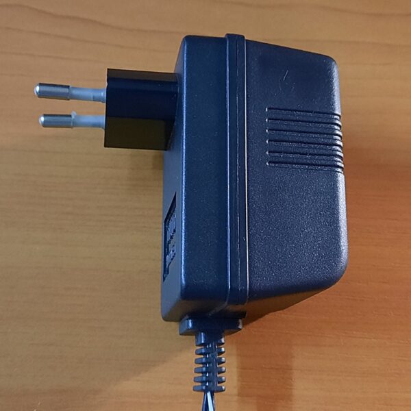 Adaptor 6V Ac, 1200mA (JT-6V1200)